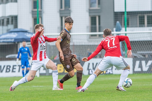 对比英超护 对比英超护